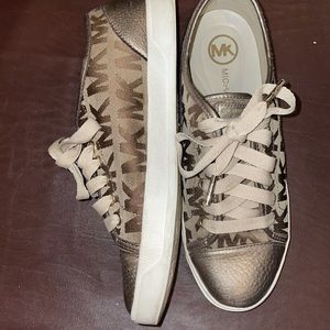 Michael Kit sneakers